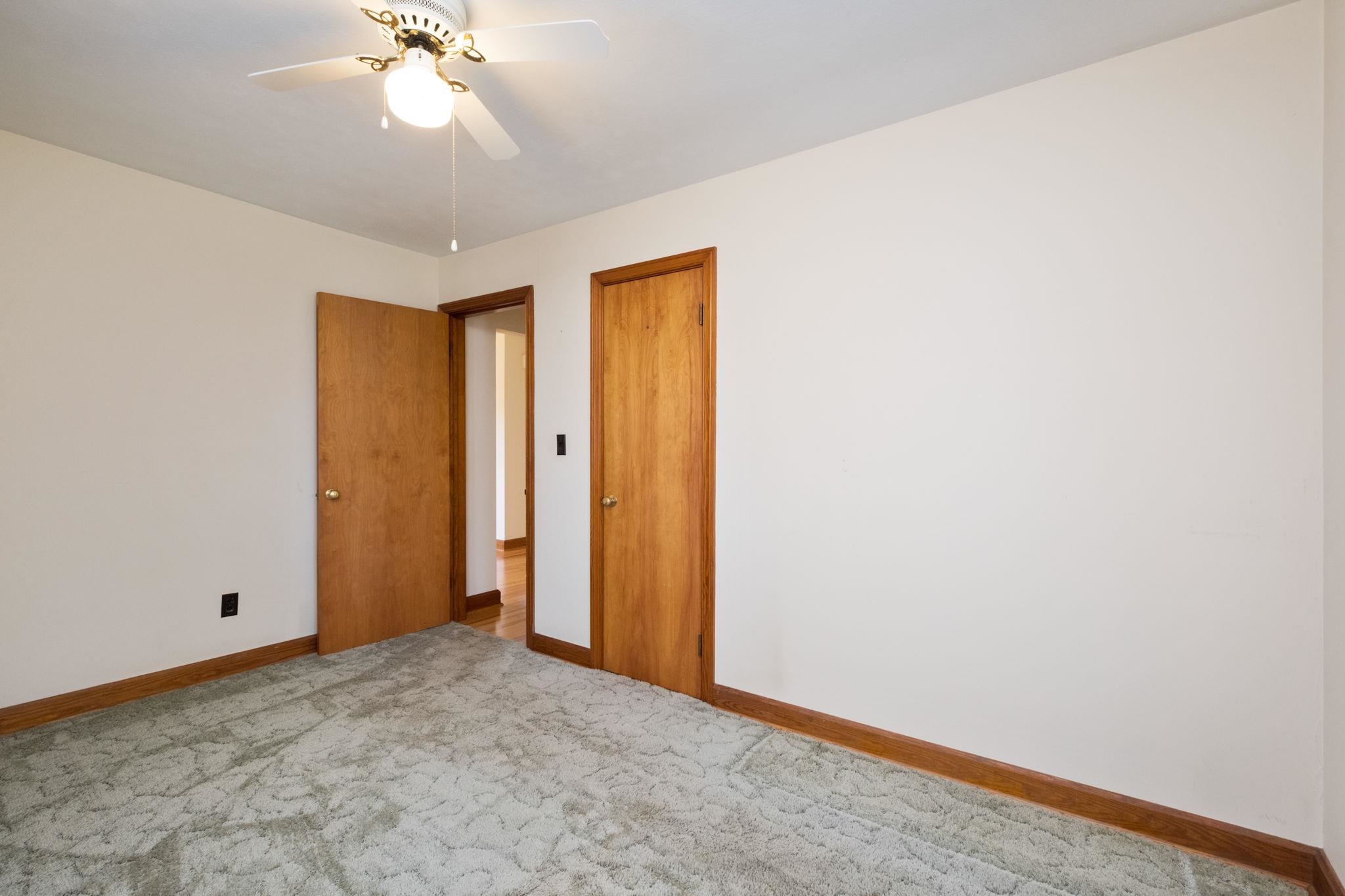 40 SUNSET BLVD, STAUNTON, Virginia 24401, 3 Bedrooms Bedrooms, ,1 BathroomBathrooms,Residential,40 SUNSET BLVD,678890 MLS # 678890