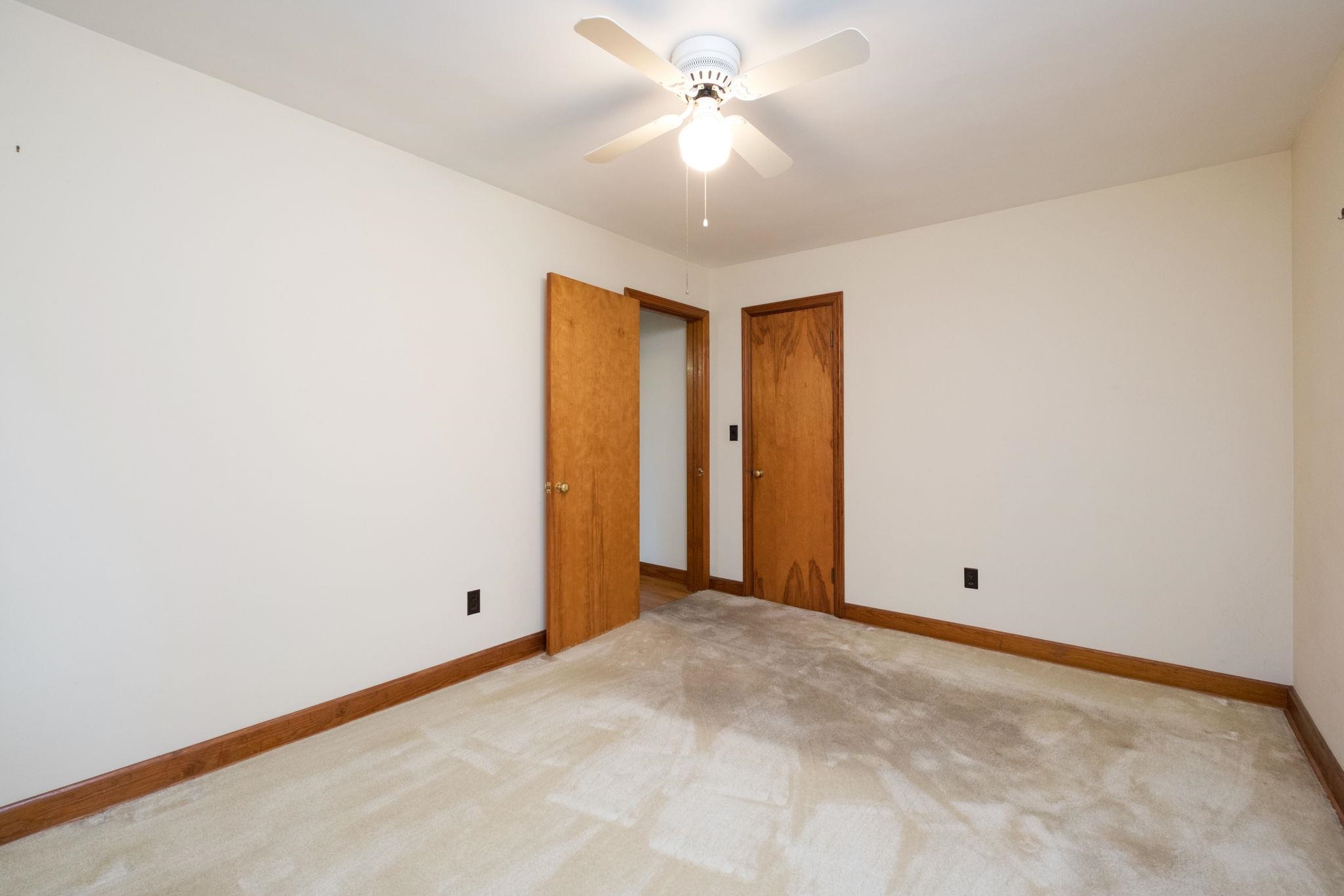 40 SUNSET BLVD, STAUNTON, Virginia 24401, 3 Bedrooms Bedrooms, ,1 BathroomBathrooms,Residential,40 SUNSET BLVD,678890 MLS # 678890