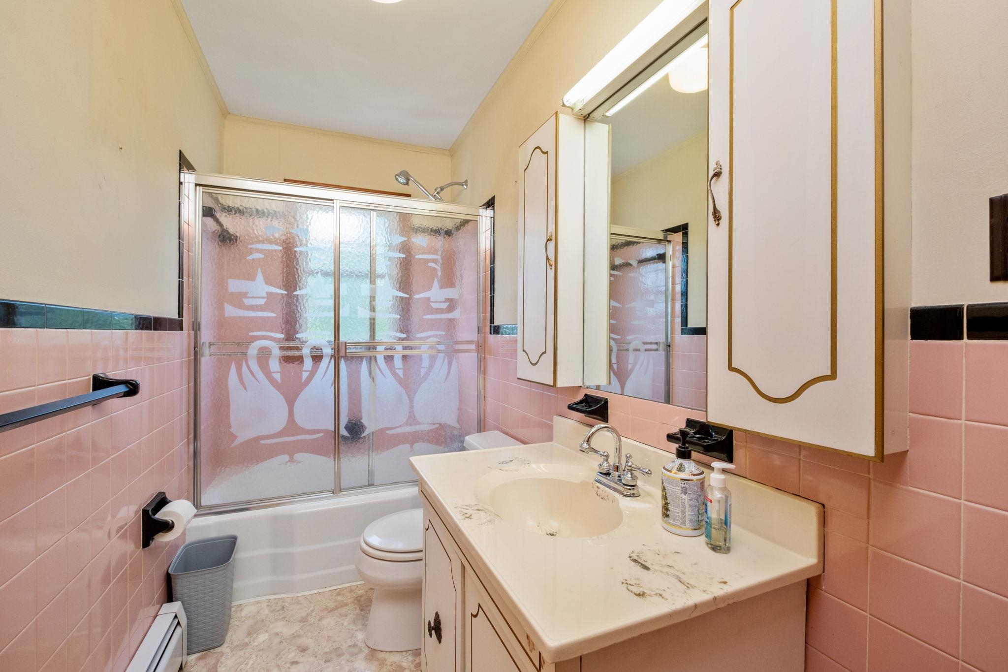 40 SUNSET BLVD, STAUNTON, Virginia 24401, 3 Bedrooms Bedrooms, ,1 BathroomBathrooms,Residential,40 SUNSET BLVD,678890 MLS # 678890