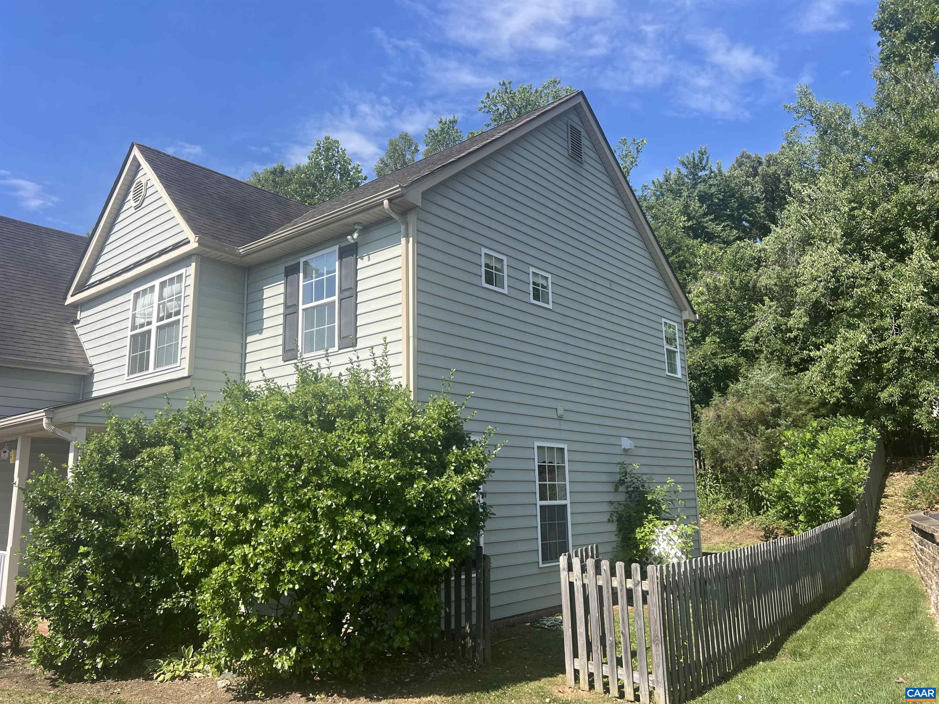 560 ROLLING VALLEY CT, CHARLOTTESVILLE, Virginia 22902, 5 Bedrooms Bedrooms, ,2 BathroomsBathrooms,Residential,560 ROLLING VALLEY CT,678891 MLS # 678891