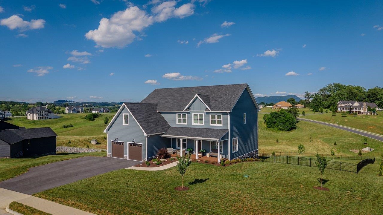 2530 HUNTINGTON SPRINGS DR, ROCKINGHAM, Virginia 22801, 5 Bedrooms Bedrooms, ,4 BathroomsBathrooms,Residential,2530 HUNTINGTON SPRINGS DR,678892 MLS # 678892