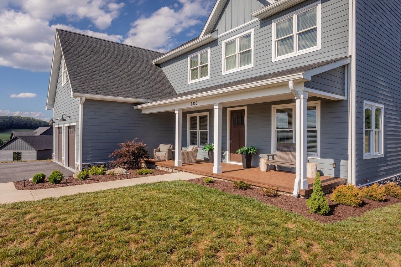 2530 HUNTINGTON SPRINGS DR, ROCKINGHAM, Virginia 22801, 5 Bedrooms Bedrooms, ,4 BathroomsBathrooms,Residential,2530 HUNTINGTON SPRINGS DR,678892 MLS # 678892