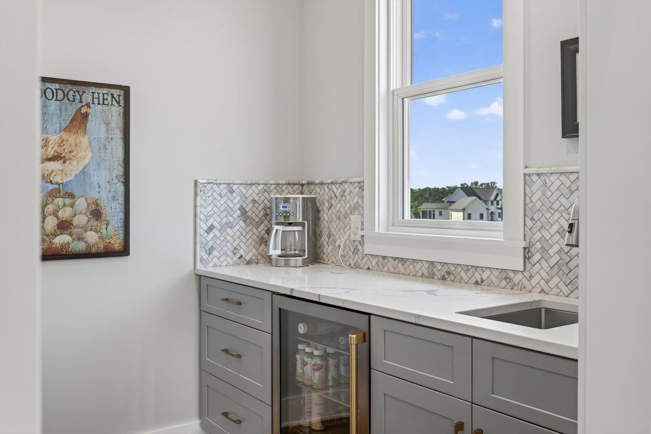 2530 HUNTINGTON SPRINGS DR, ROCKINGHAM, Virginia 22801, 5 Bedrooms Bedrooms, ,4 BathroomsBathrooms,Residential,2530 HUNTINGTON SPRINGS DR,678892 MLS # 678892