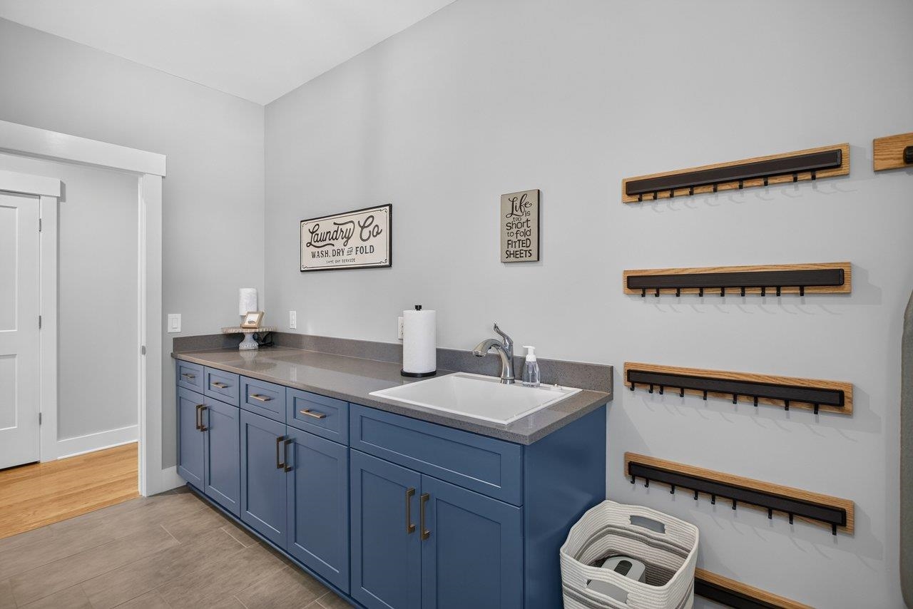 2530 HUNTINGTON SPRINGS DR, ROCKINGHAM, Virginia 22801, 5 Bedrooms Bedrooms, ,4 BathroomsBathrooms,Residential,2530 HUNTINGTON SPRINGS DR,678892 MLS # 678892