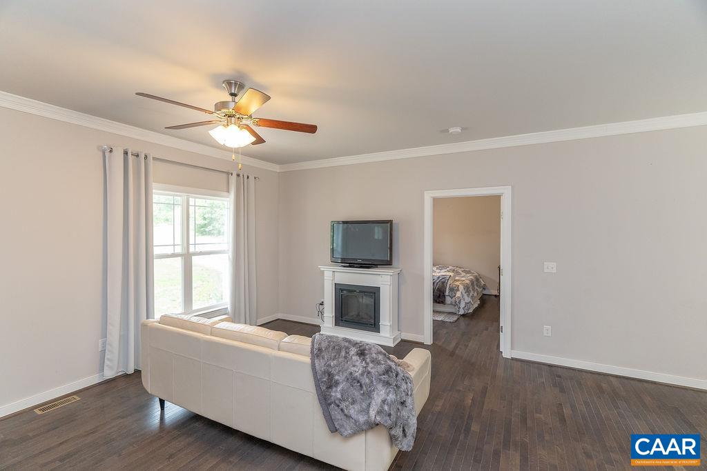 157 HICKORY RIDGE CIR, MINERAL, Virginia 23117, 3 Bedrooms Bedrooms, ,2 BathroomsBathrooms,Residential,157 HICKORY RIDGE CIR,678898 MLS # 678898