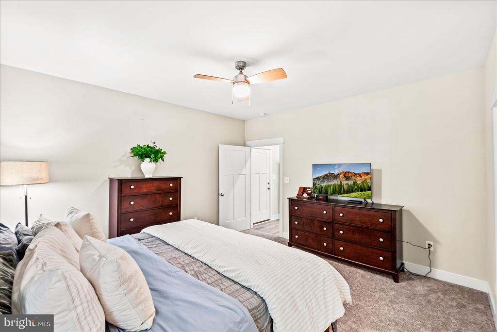 1504 CANDLEWOOD ST, FREDERICKSBURG, Virginia 22407, 4 Bedrooms Bedrooms, ,3 BathroomsBathrooms,Residential,1504 CANDLEWOOD ST,VASP2042864 MLS # VASP2042864