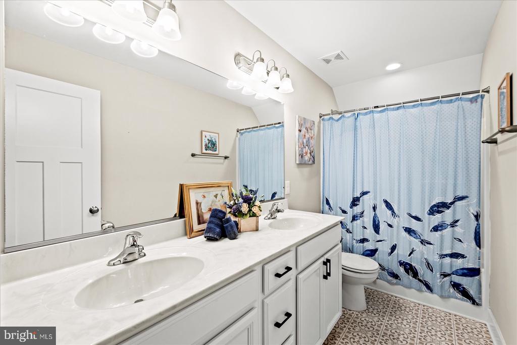 1504 CANDLEWOOD ST, FREDERICKSBURG, Virginia 22407, 4 Bedrooms Bedrooms, ,3 BathroomsBathrooms,Residential,1504 CANDLEWOOD ST,VASP2042864 MLS # VASP2042864