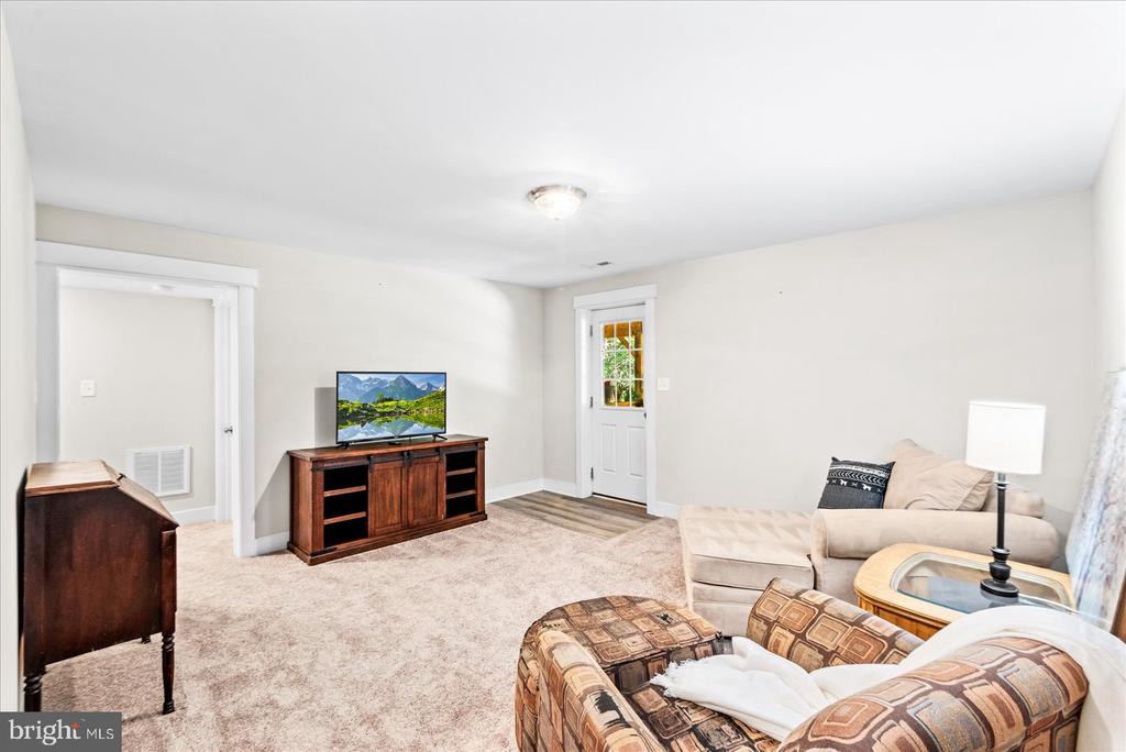 1504 CANDLEWOOD ST, FREDERICKSBURG, Virginia 22407, 4 Bedrooms Bedrooms, ,3 BathroomsBathrooms,Residential,1504 CANDLEWOOD ST,VASP2042864 MLS # VASP2042864