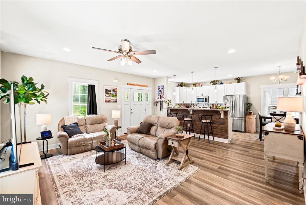 1504 CANDLEWOOD ST, FREDERICKSBURG, Virginia 22407, 4 Bedrooms Bedrooms, ,3 BathroomsBathrooms,Residential,1504 CANDLEWOOD ST,VASP2042864 MLS # VASP2042864
