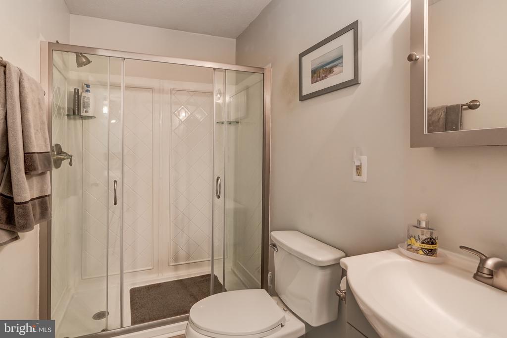 4319 INDIAN CREEK RD, MINERAL, Virginia 23117, 3 Bedrooms Bedrooms, ,2 BathroomsBathrooms,Residential,4319 INDIAN CREEK RD,VALA2010112 MLS # VALA2010112