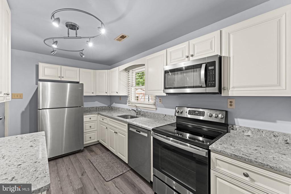 11053 BRENT TOWN RD, CATLETT, Virginia 20119, 3 Bedrooms Bedrooms, ,2 BathroomsBathrooms,Residential,11053 BRENT TOWN RD,VAFQ2022780 MLS # VAFQ2022780