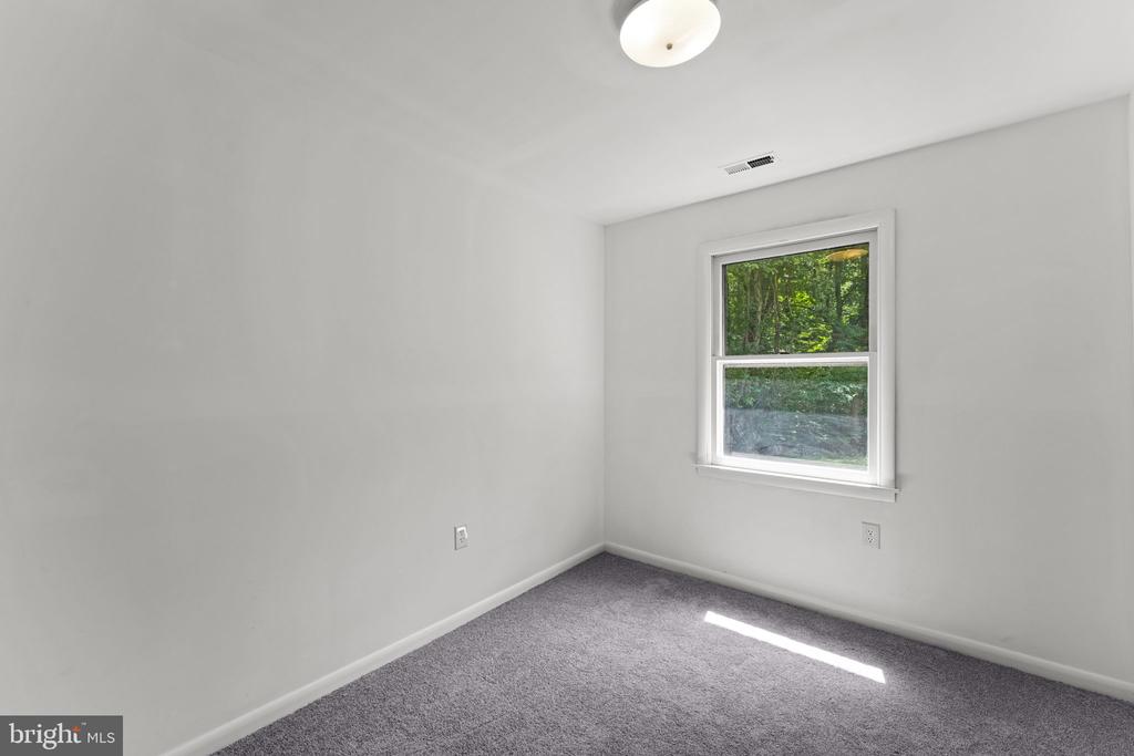 11053 BRENT TOWN RD, CATLETT, Virginia 20119, 3 Bedrooms Bedrooms, ,2 BathroomsBathrooms,Residential,11053 BRENT TOWN RD,VAFQ2022780 MLS # VAFQ2022780