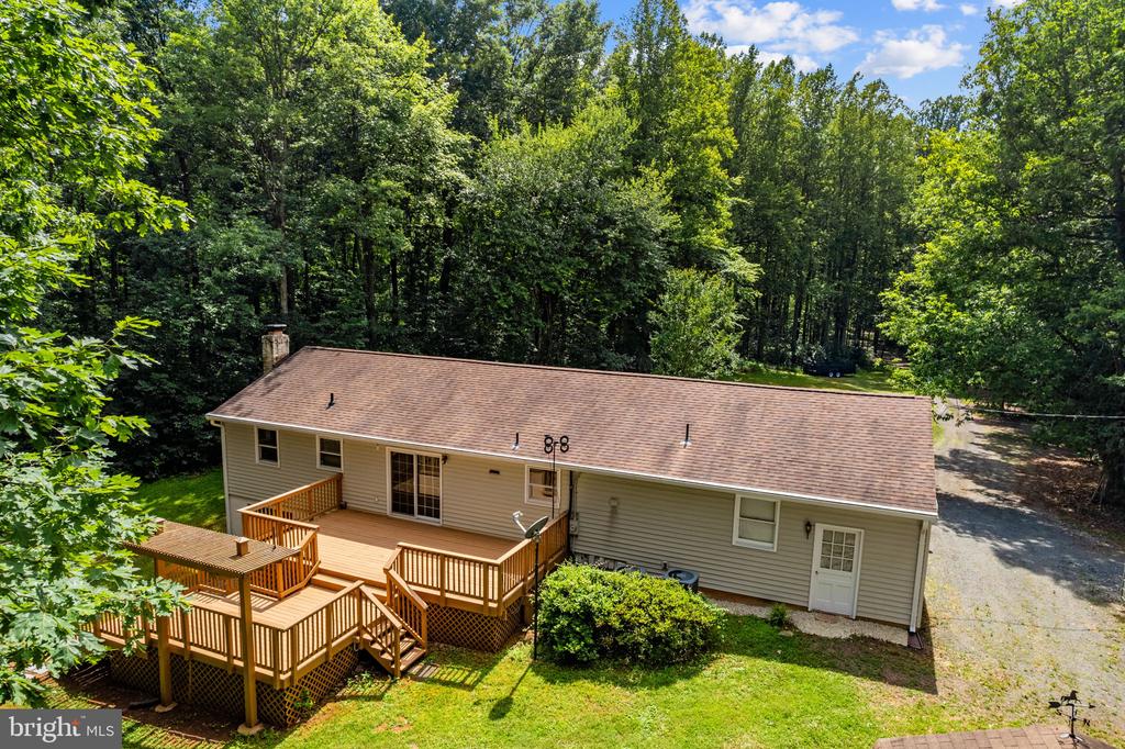 11053 BRENT TOWN RD, CATLETT, Virginia 20119, 3 Bedrooms Bedrooms, ,2 BathroomsBathrooms,Residential,11053 BRENT TOWN RD,VAFQ2022780 MLS # VAFQ2022780