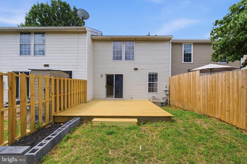 OAK LEAF CT, WARRENTON, Virginia 20186, 3 Bedrooms Bedrooms, ,2 BathroomsBathrooms,Residential,OAK LEAF CT,VAFQ2022694 MLS # VAFQ2022694