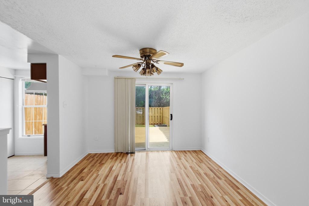 OAK LEAF CT, WARRENTON, Virginia 20186, 3 Bedrooms Bedrooms, ,2 BathroomsBathrooms,Residential,OAK LEAF CT,VAFQ2022694 MLS # VAFQ2022694