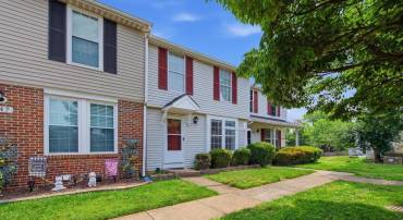 OAK LEAF CT, WARRENTON, Virginia 20186, 3 Bedrooms Bedrooms, ,2 BathroomsBathrooms,Residential,OAK LEAF CT,VAFQ2022694 MLS # VAFQ2022694