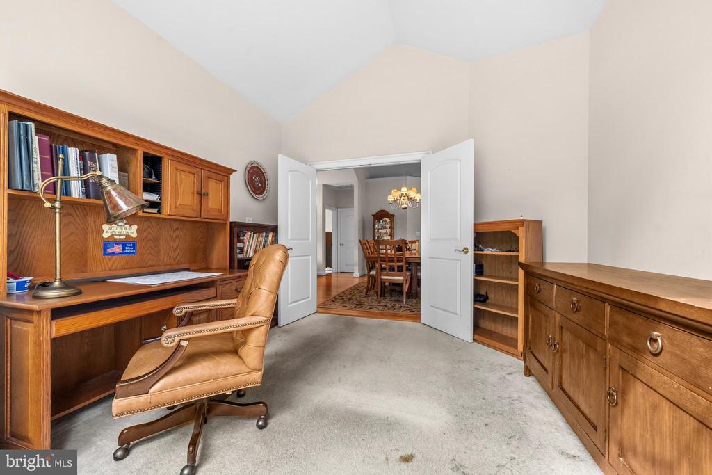 6233 AUTUMN LEAF DR, FREDERICKSBURG, Virginia 22407, 2 Bedrooms Bedrooms, ,2 BathroomsBathrooms,Residential,6233 AUTUMN LEAF DR,VASP2043174 MLS # VASP2043174