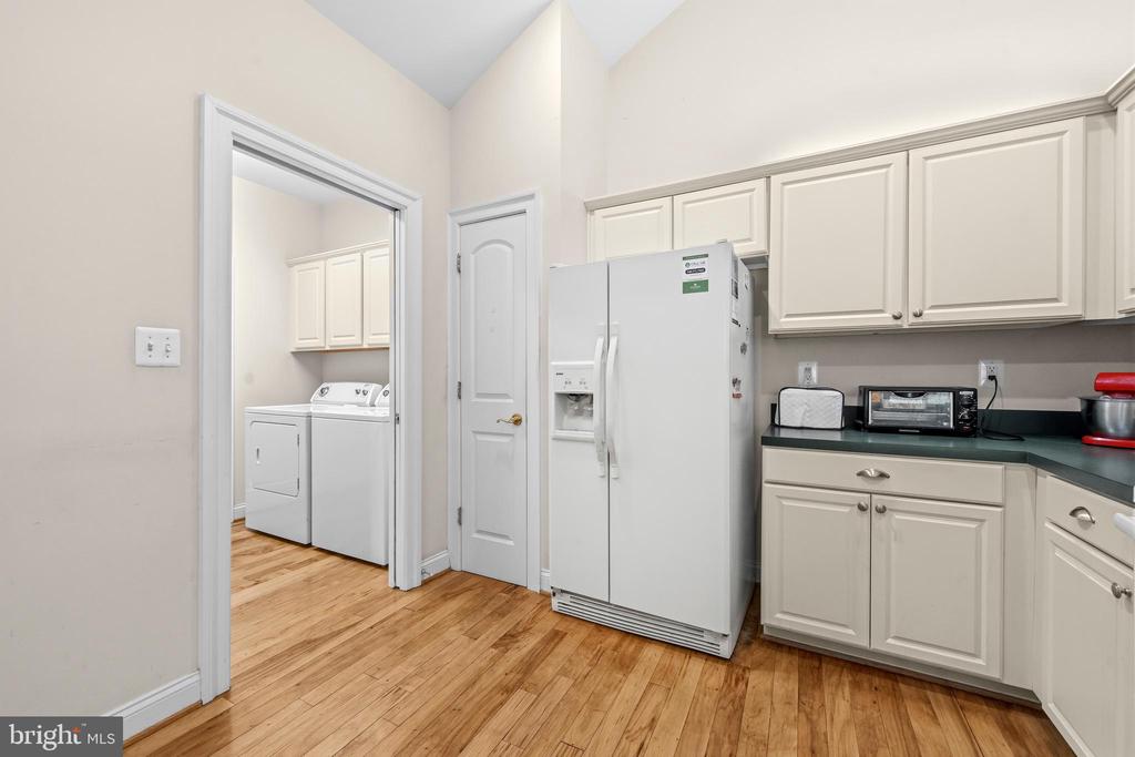 6233 AUTUMN LEAF DR, FREDERICKSBURG, Virginia 22407, 2 Bedrooms Bedrooms, ,2 BathroomsBathrooms,Residential,6233 AUTUMN LEAF DR,VASP2043174 MLS # VASP2043174
