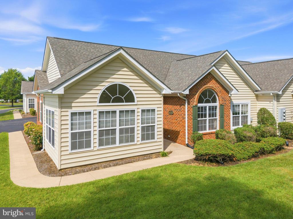 6233 AUTUMN LEAF DR, FREDERICKSBURG, Virginia 22407, 2 Bedrooms Bedrooms, ,2 BathroomsBathrooms,Residential,6233 AUTUMN LEAF DR,VASP2043174 MLS # VASP2043174