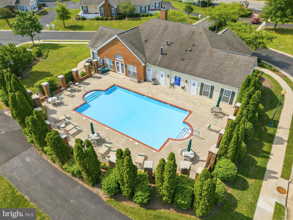 6233 AUTUMN LEAF DR, FREDERICKSBURG, Virginia 22407, 2 Bedrooms Bedrooms, ,2 BathroomsBathrooms,Residential,6233 AUTUMN LEAF DR,VASP2043174 MLS # VASP2043174