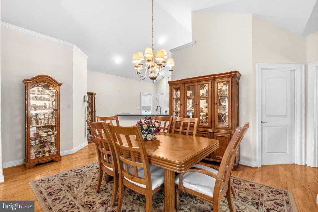 6233 AUTUMN LEAF DR, FREDERICKSBURG, Virginia 22407, 2 Bedrooms Bedrooms, ,2 BathroomsBathrooms,Residential,6233 AUTUMN LEAF DR,VASP2043174 MLS # VASP2043174