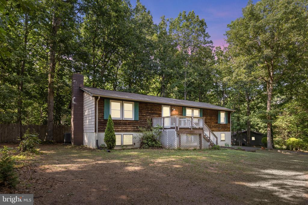 12400 TOLL HOUSE RD, SPOTSYLVANIA, Virginia 22551, 4 Bedrooms Bedrooms, ,2 BathroomsBathrooms,Residential,LAKE WILDERNESS,12400 TOLL HOUSE RD,VASP2043252 MLS # VASP2043252