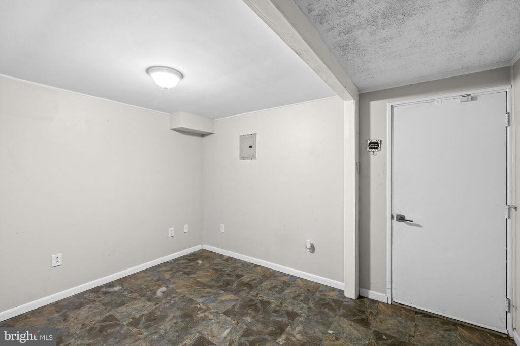 12400 TOLL HOUSE RD, SPOTSYLVANIA, Virginia 22551, 4 Bedrooms Bedrooms, ,2 BathroomsBathrooms,Residential,LAKE WILDERNESS,12400 TOLL HOUSE RD,VASP2043252 MLS # VASP2043252