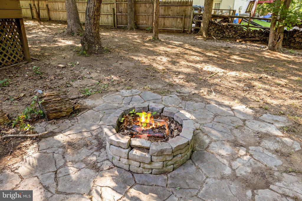 12400 TOLL HOUSE RD, SPOTSYLVANIA, Virginia 22551, 4 Bedrooms Bedrooms, ,2 BathroomsBathrooms,Residential,LAKE WILDERNESS,12400 TOLL HOUSE RD,VASP2043252 MLS # VASP2043252
