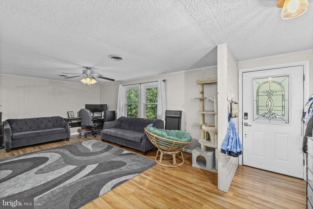 12400 TOLL HOUSE RD, SPOTSYLVANIA, Virginia 22551, 4 Bedrooms Bedrooms, ,2 BathroomsBathrooms,Residential,LAKE WILDERNESS,12400 TOLL HOUSE RD,VASP2043252 MLS # VASP2043252