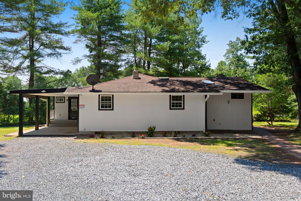 8405 SHIRLEY RD, UNIONVILLE, Virginia 22567, 3 Bedrooms Bedrooms, ,3 BathroomsBathrooms,Residential,8405 SHIRLEY RD,VASP2043304 MLS # VASP2043304