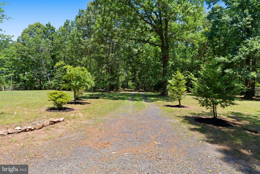 8405 SHIRLEY RD, UNIONVILLE, Virginia 22567, 3 Bedrooms Bedrooms, ,3 BathroomsBathrooms,Residential,8405 SHIRLEY RD,VASP2043304 MLS # VASP2043304