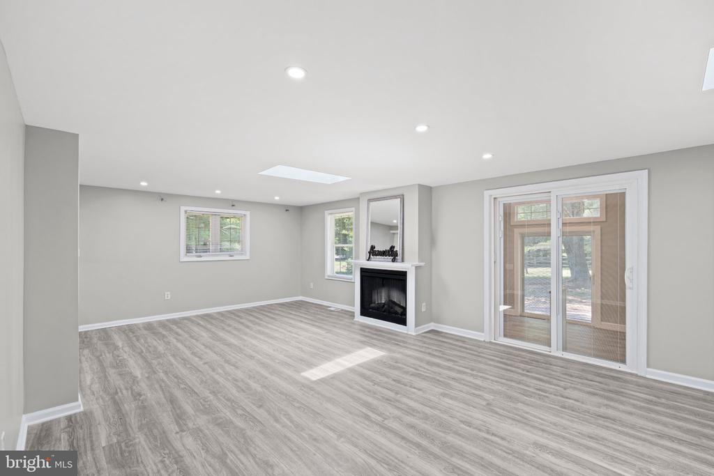8405 SHIRLEY RD, UNIONVILLE, Virginia 22567, 3 Bedrooms Bedrooms, ,3 BathroomsBathrooms,Residential,8405 SHIRLEY RD,VASP2043304 MLS # VASP2043304