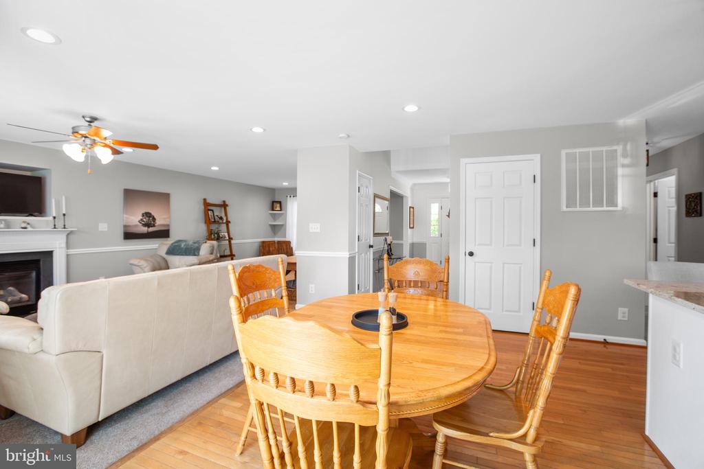 10710 CHANCELLORSVILLE DR, SPOTSYLVANIA, Virginia 22553, 4 Bedrooms Bedrooms, ,3 BathroomsBathrooms,Residential,10710 CHANCELLORSVILLE DR,VASP2043276 MLS # VASP2043276
