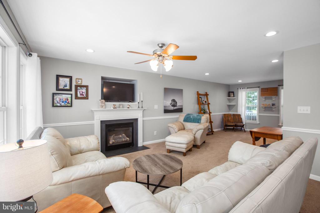 10710 CHANCELLORSVILLE DR, SPOTSYLVANIA, Virginia 22553, 4 Bedrooms Bedrooms, ,3 BathroomsBathrooms,Residential,10710 CHANCELLORSVILLE DR,VASP2043276 MLS # VASP2043276