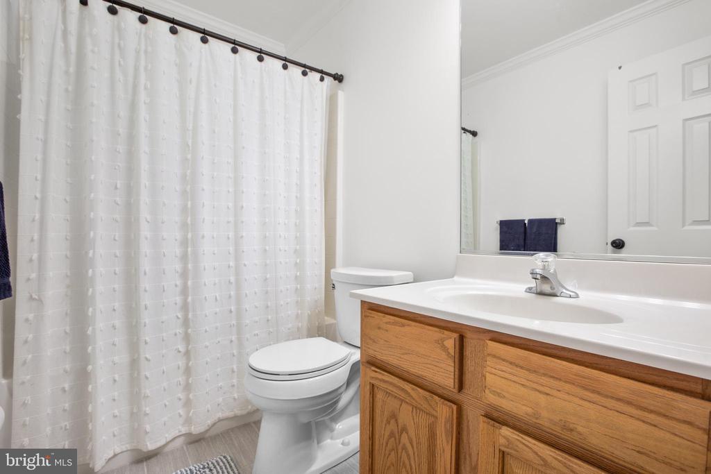 10710 CHANCELLORSVILLE DR, SPOTSYLVANIA, Virginia 22553, 4 Bedrooms Bedrooms, ,3 BathroomsBathrooms,Residential,10710 CHANCELLORSVILLE DR,VASP2043276 MLS # VASP2043276