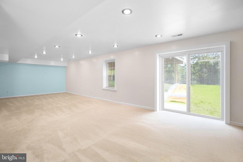 10710 CHANCELLORSVILLE DR, SPOTSYLVANIA, Virginia 22553, 4 Bedrooms Bedrooms, ,3 BathroomsBathrooms,Residential,10710 CHANCELLORSVILLE DR,VASP2043276 MLS # VASP2043276