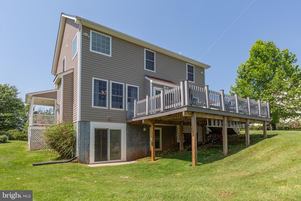 10710 CHANCELLORSVILLE DR, SPOTSYLVANIA, Virginia 22553, 4 Bedrooms Bedrooms, ,3 BathroomsBathrooms,Residential,10710 CHANCELLORSVILLE DR,VASP2043276 MLS # VASP2043276