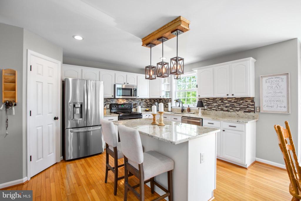 10710 CHANCELLORSVILLE DR, SPOTSYLVANIA, Virginia 22553, 4 Bedrooms Bedrooms, ,3 BathroomsBathrooms,Residential,10710 CHANCELLORSVILLE DR,VASP2043276 MLS # VASP2043276