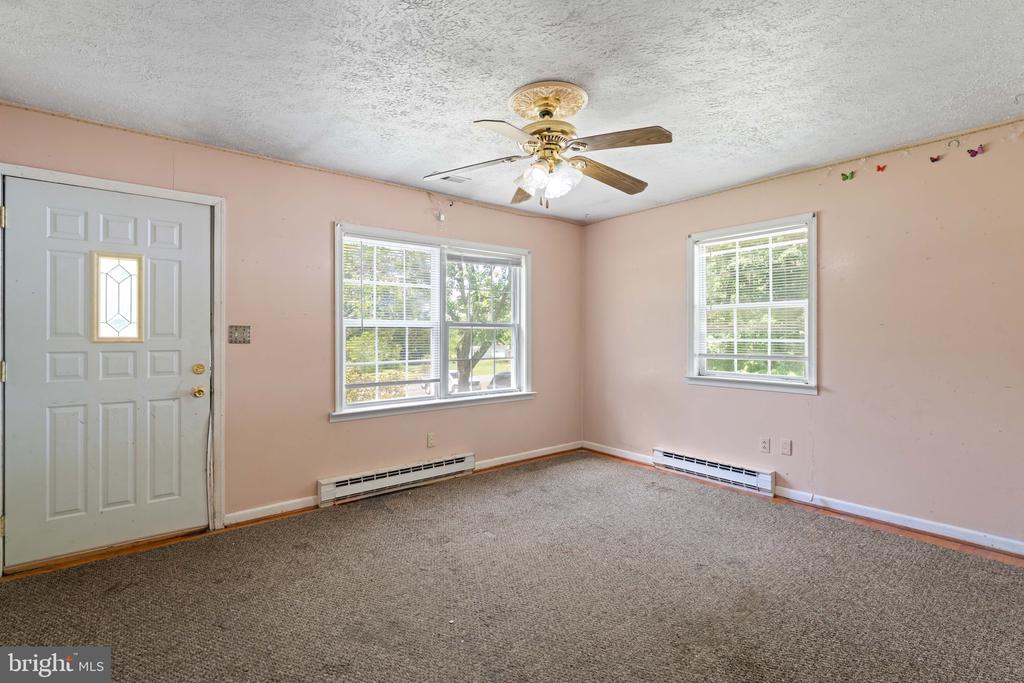 471 TRYME RD, REVA, Virginia 22735, 3 Bedrooms Bedrooms, ,2 BathroomsBathrooms,Residential,471 TRYME RD,VAMA2002844 MLS # VAMA2002844