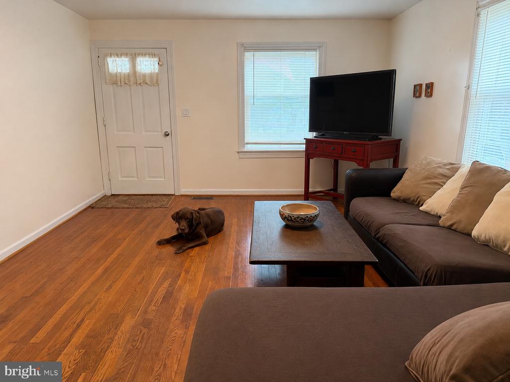 1121 JACKSON ST, CULPEPER, Virginia 22701, 3 Bedrooms Bedrooms, ,2 BathroomsBathrooms,Residential,1121 JACKSON ST,VACU2014210 MLS # VACU2014210