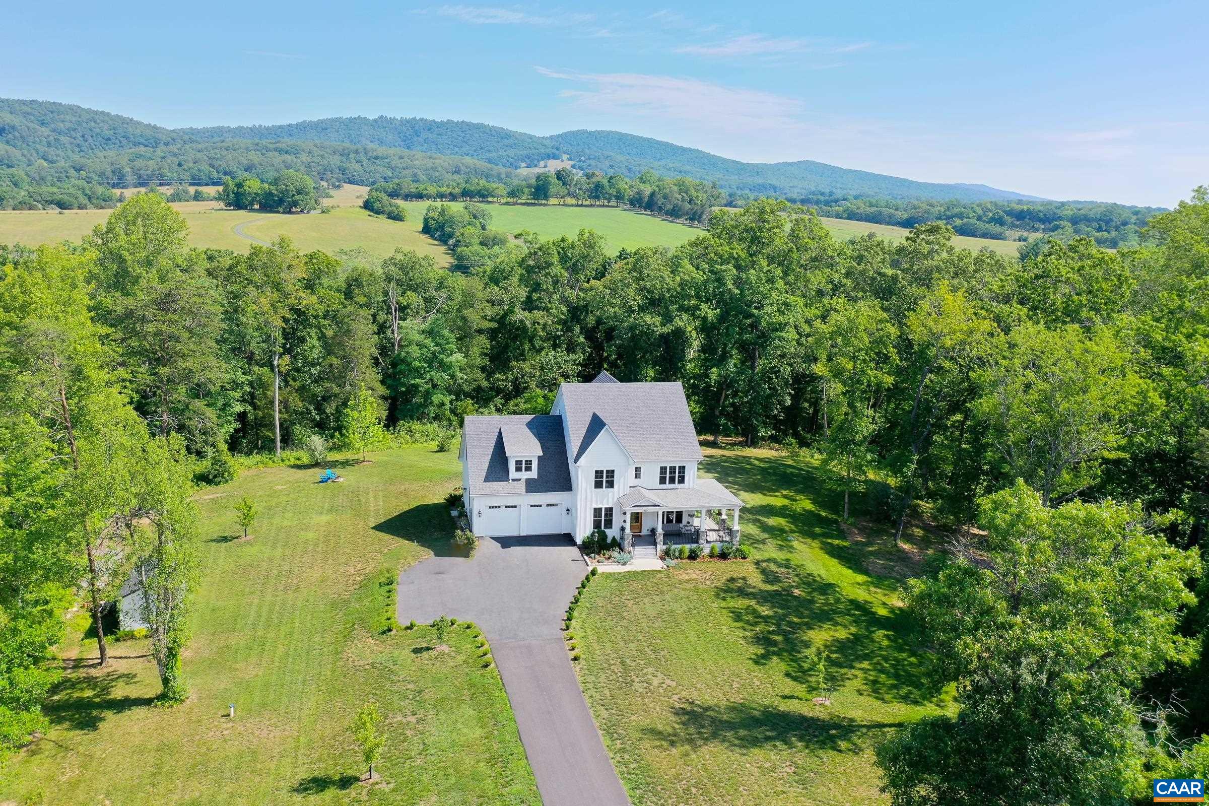 3430 KESWICK RD, KESWICK, Virginia 22947, 4 Bedrooms Bedrooms, ,3 BathroomsBathrooms,Residential,3430 KESWICK RD,678875 MLS # 678875