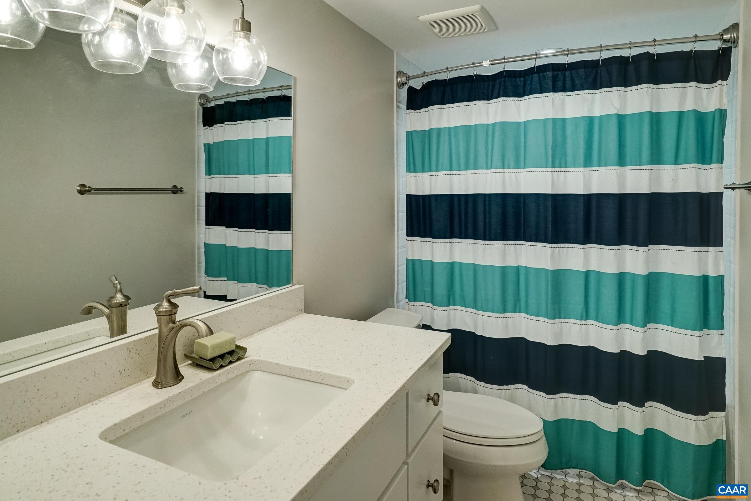Ensuite guest bathroom