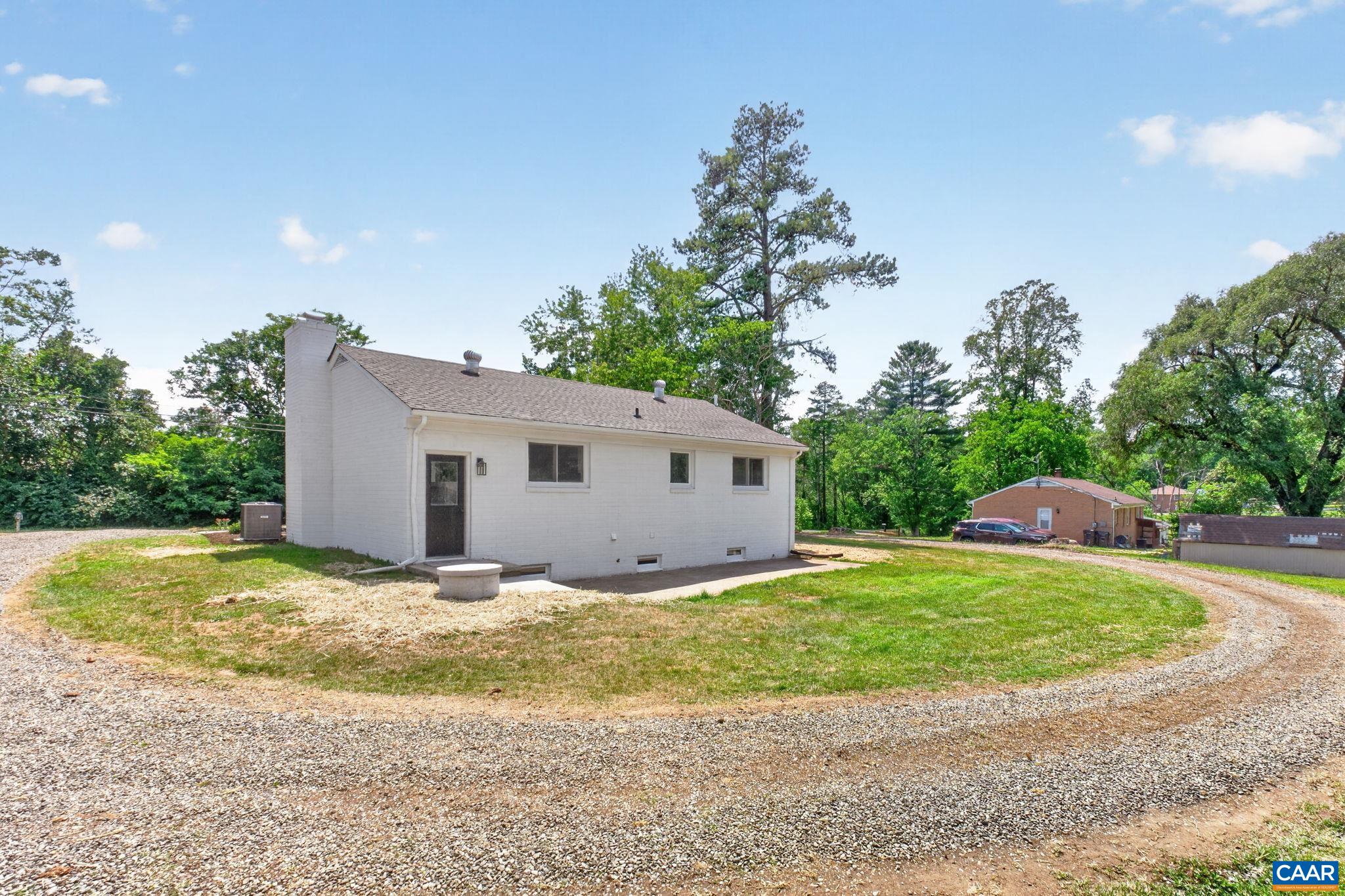 1546 THOMAS JEFFERSON PKWY, CHARLOTTESVILLE, Virginia 22902, 4 Bedrooms Bedrooms, ,2 BathroomsBathrooms,Residential,1546 THOMAS JEFFERSON PKWY,678900 MLS # 678900