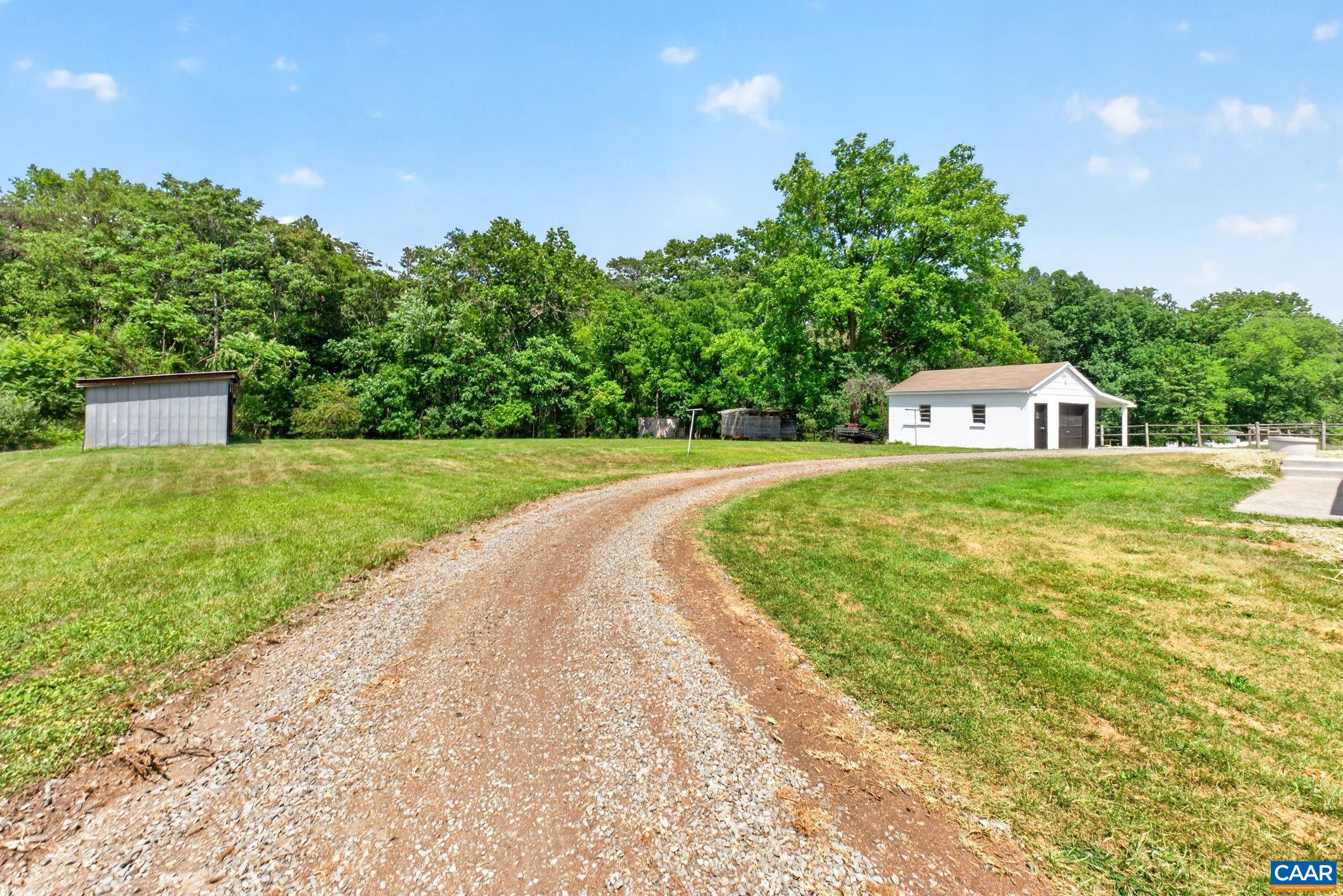 1546 THOMAS JEFFERSON PKWY, CHARLOTTESVILLE, Virginia 22902, 4 Bedrooms Bedrooms, ,2 BathroomsBathrooms,Residential,1546 THOMAS JEFFERSON PKWY,678900 MLS # 678900