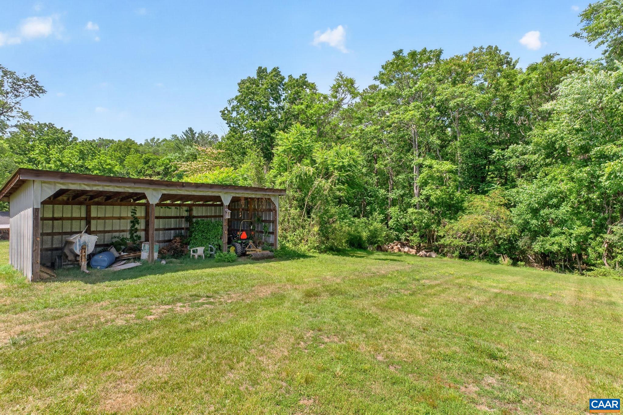 1546 THOMAS JEFFERSON PKWY, CHARLOTTESVILLE, Virginia 22902, 4 Bedrooms Bedrooms, ,2 BathroomsBathrooms,Residential,1546 THOMAS JEFFERSON PKWY,678900 MLS # 678900