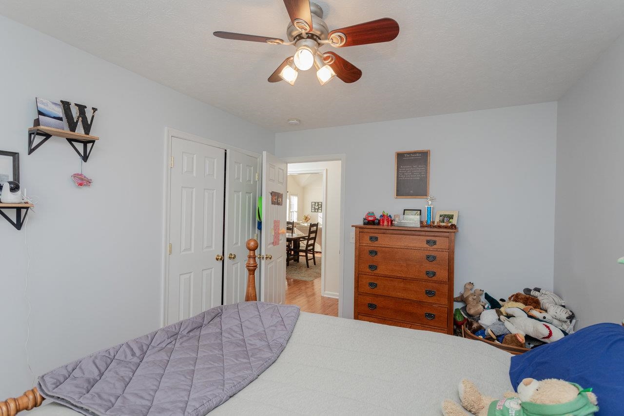 322 MELVIN CIR, BRIDGEWATER, Virginia 22812, 4 Bedrooms Bedrooms, ,3 BathroomsBathrooms,Residential,322 MELVIN CIR,678902 MLS # 678902