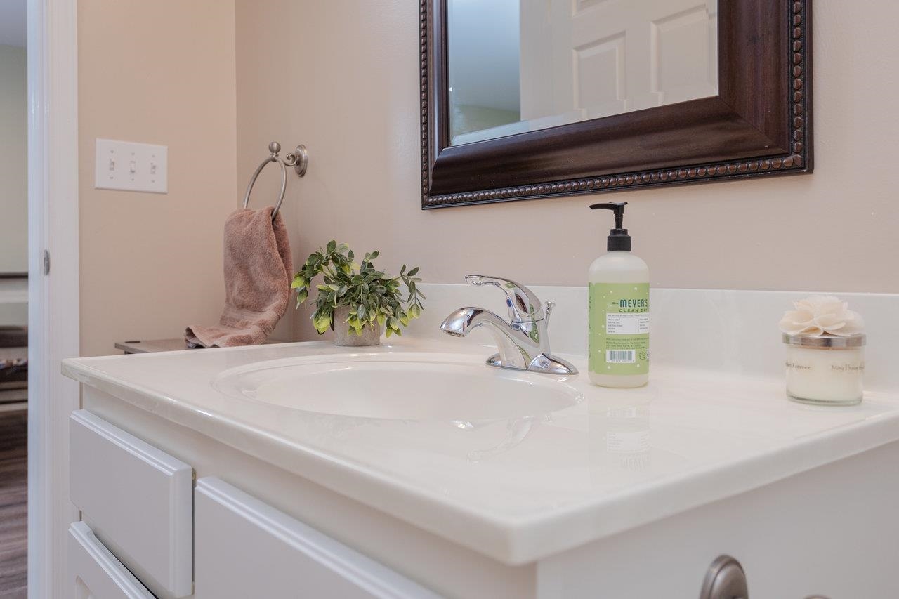 322 MELVIN CIR, BRIDGEWATER, Virginia 22812, 4 Bedrooms Bedrooms, ,3 BathroomsBathrooms,Residential,322 MELVIN CIR,678902 MLS # 678902