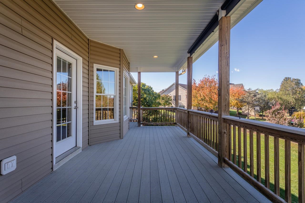 322 MELVIN CIR, BRIDGEWATER, Virginia 22812, 4 Bedrooms Bedrooms, ,3 BathroomsBathrooms,Residential,322 MELVIN CIR,678902 MLS # 678902