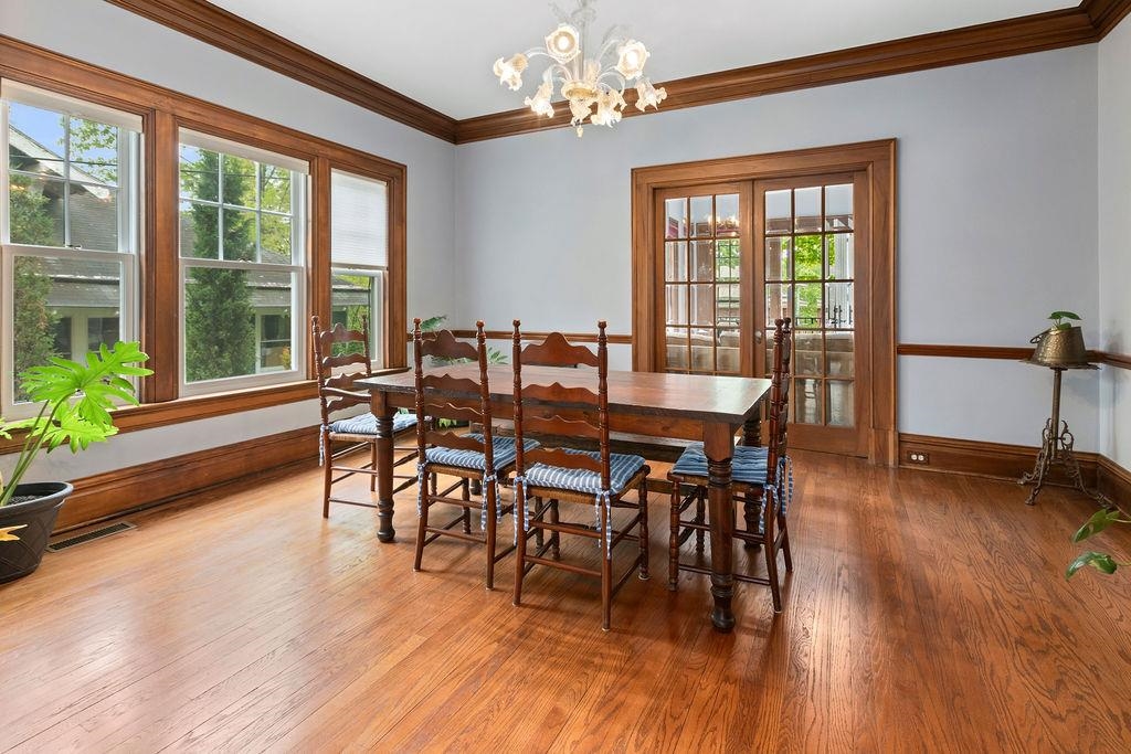 505 JACKSON AVE, LEXINGTON, Virginia 24450, 5 Bedrooms Bedrooms, ,4 BathroomsBathrooms,Residential,505 Jackson,505 JACKSON AVE,678903 MLS # 678903