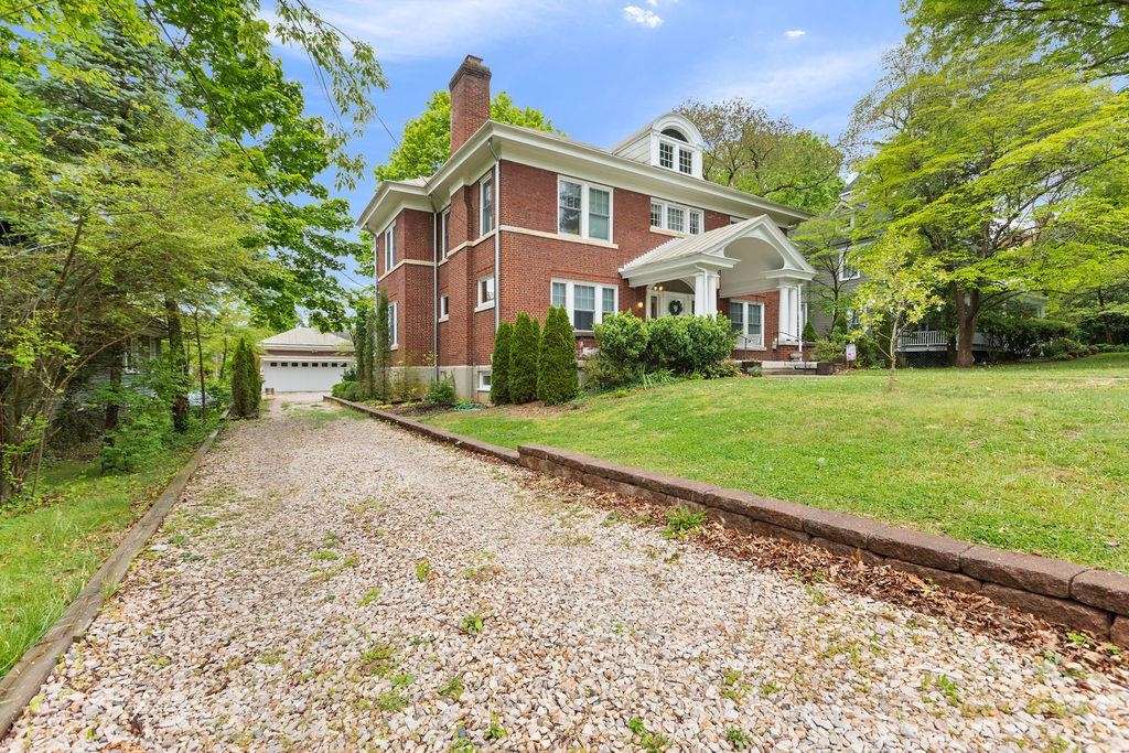 505 JACKSON AVE, LEXINGTON, Virginia 24450, 5 Bedrooms Bedrooms, ,4 BathroomsBathrooms,Residential,505 Jackson,505 JACKSON AVE,678903 MLS # 678903